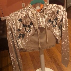 Long sleeve cute cut out in front velvet